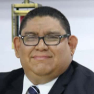 Dr. Ovidio Valmore Solano Cabrera